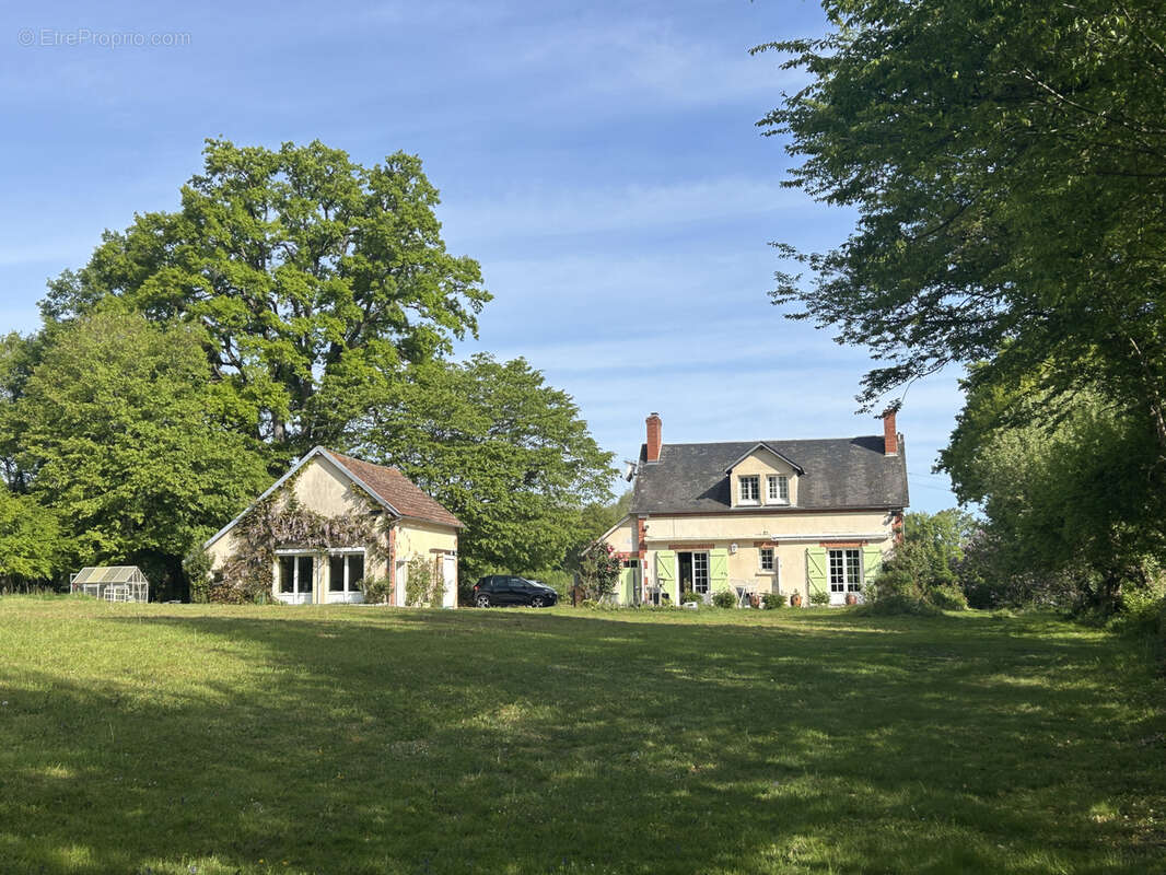 Maison à VAILLY-SUR-SAULDRE