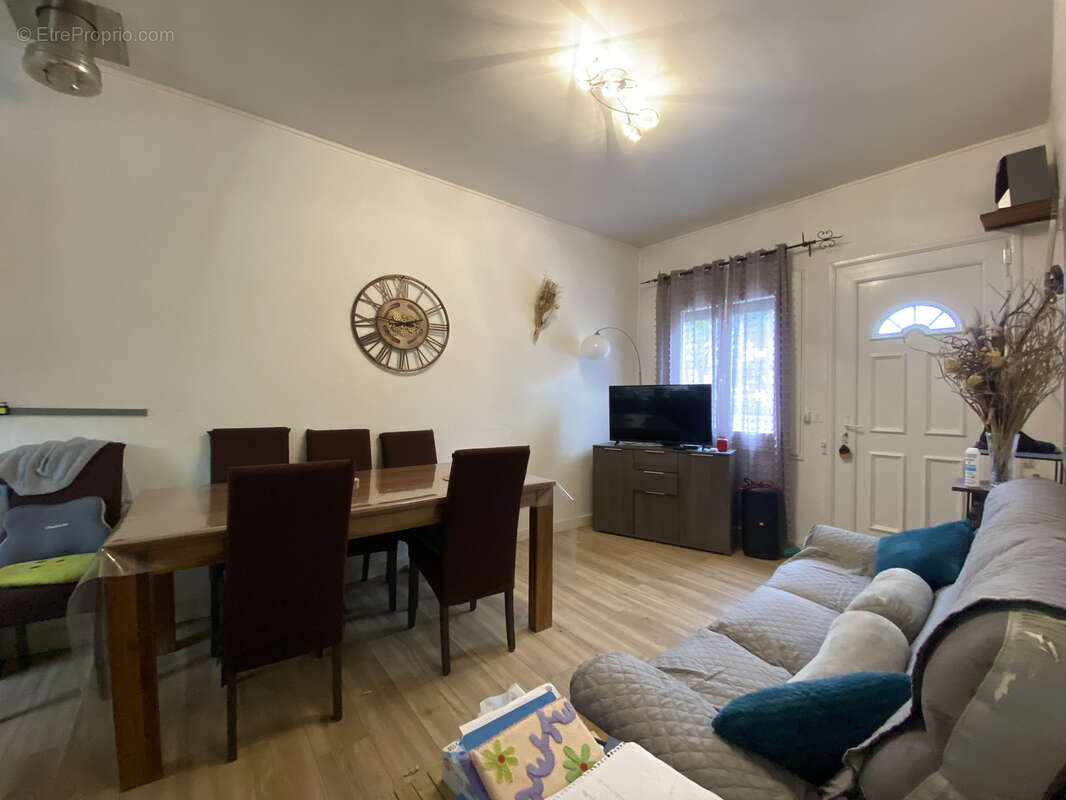 Maison à VIAS