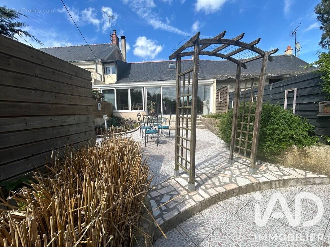 Photo 1 - Maison à SAINT-JEAN-DE-LA-CROIX