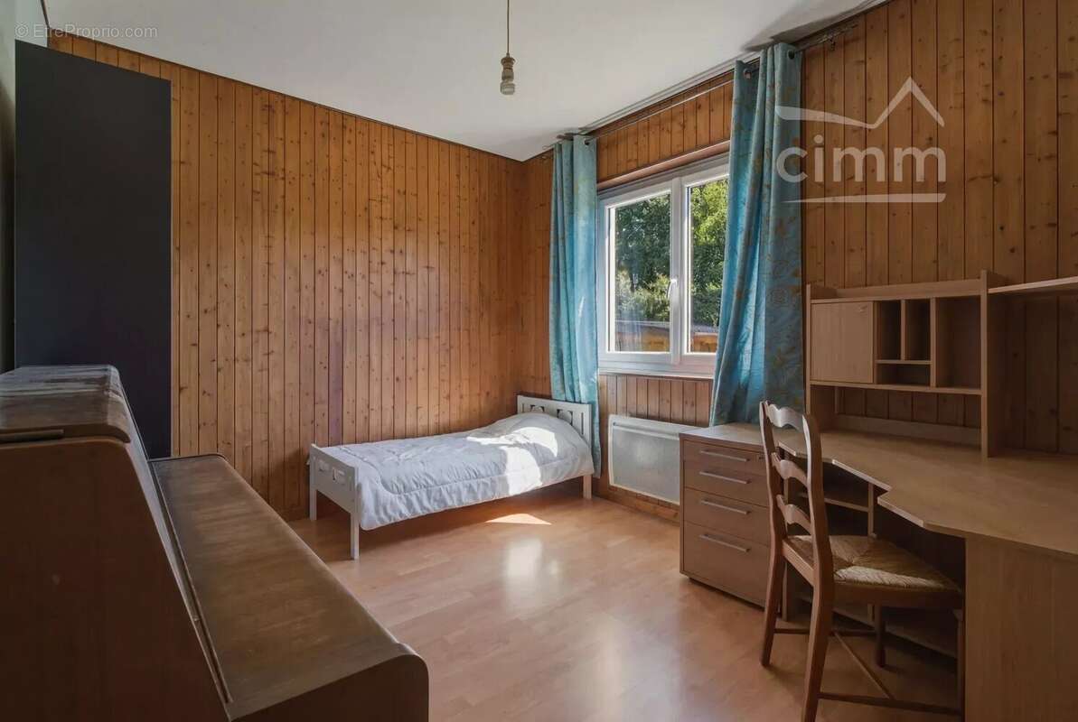 Maison à LA TERRASSE