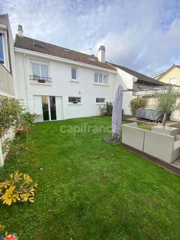 Maison à SOISY-SOUS-MONTMORENCY