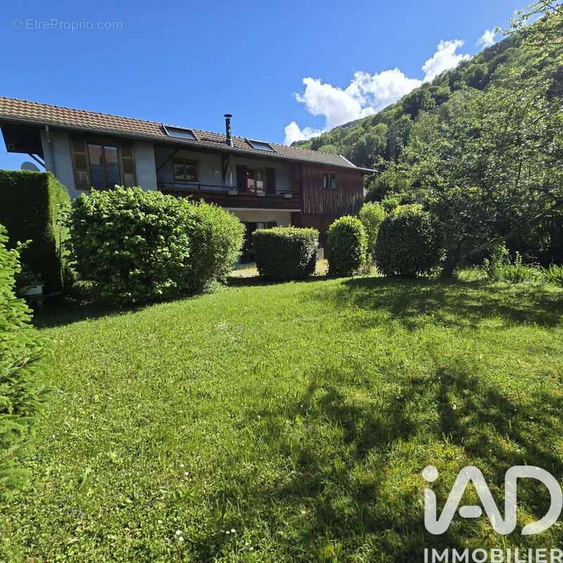 Photo 2 - Appartement à ALLEVARD