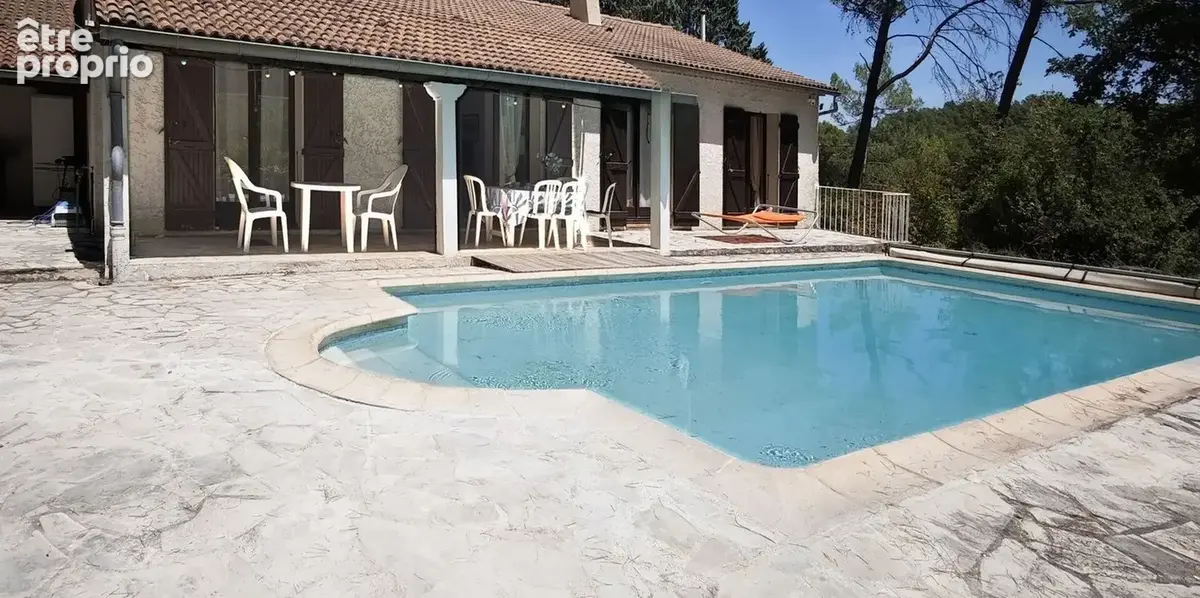 Photo Maison à Le Thoronet au prix de 365 000€