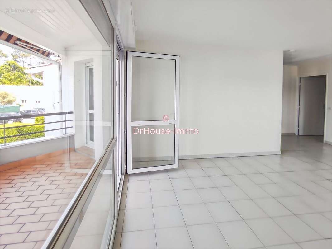 Appartement à SAINT-MARTIN-DE-SEIGNANX