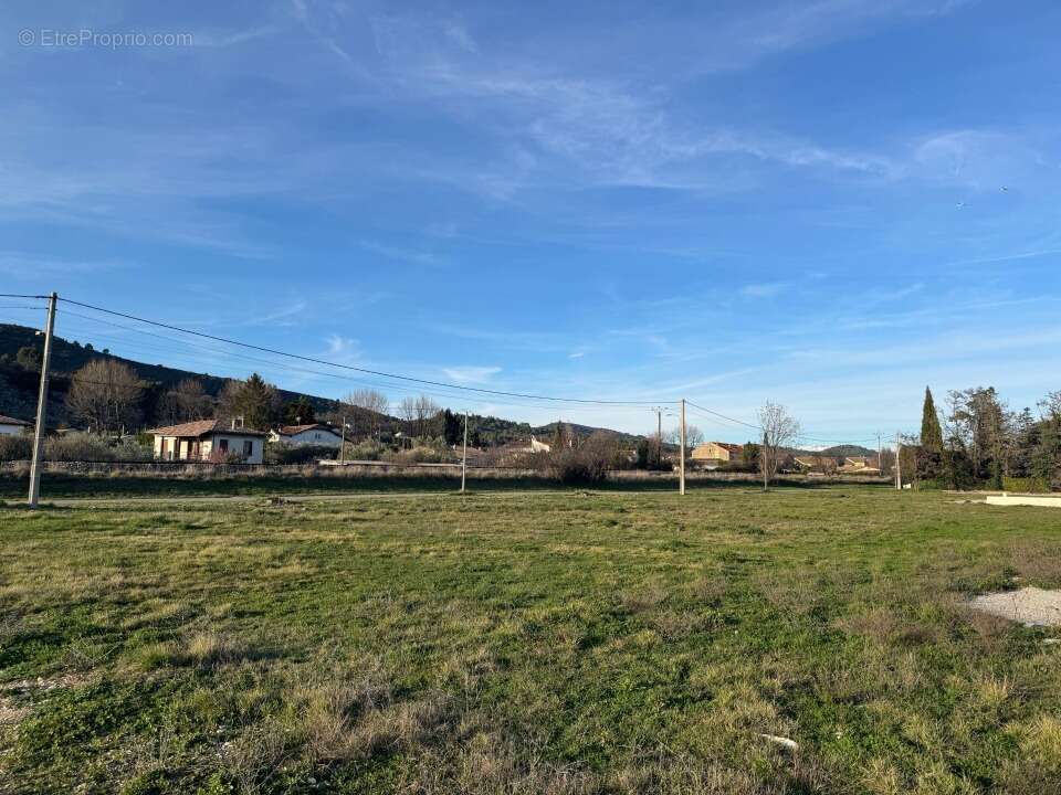 Terrain à PEYRUIS