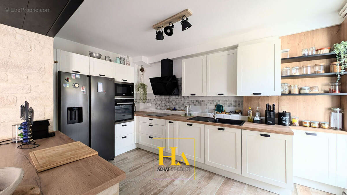 Maison à ROMANS-SUR-ISERE