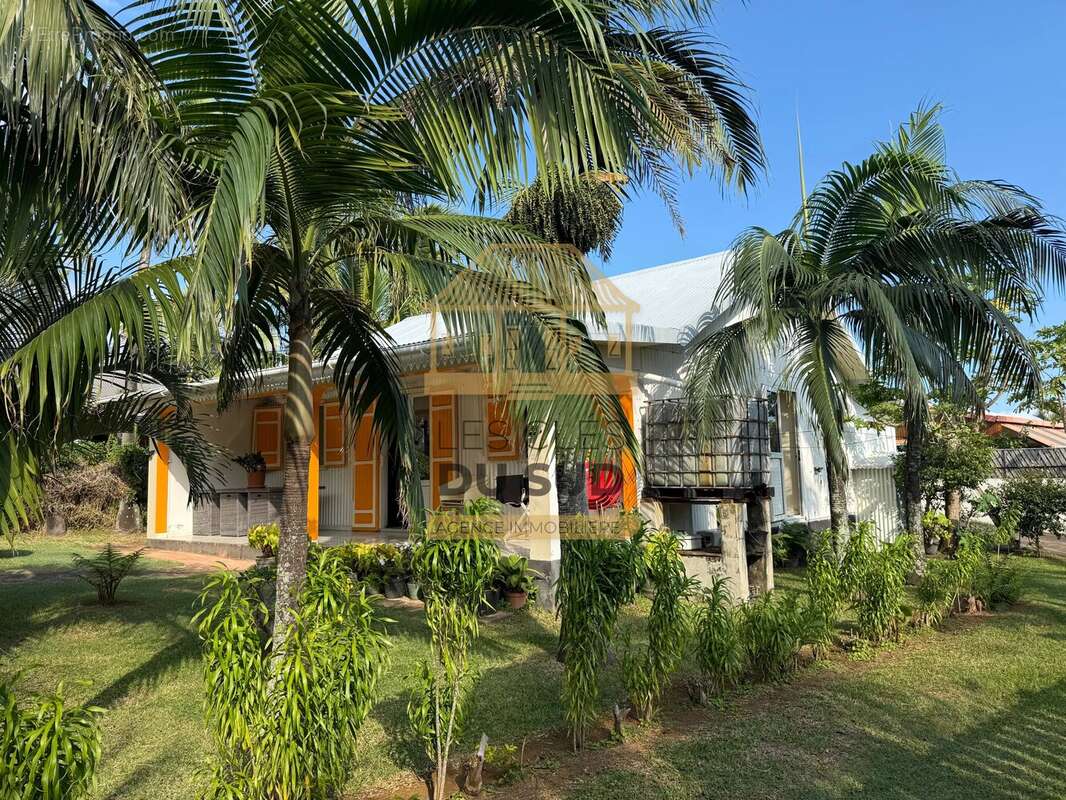 Maison à SAINT-JOSEPH