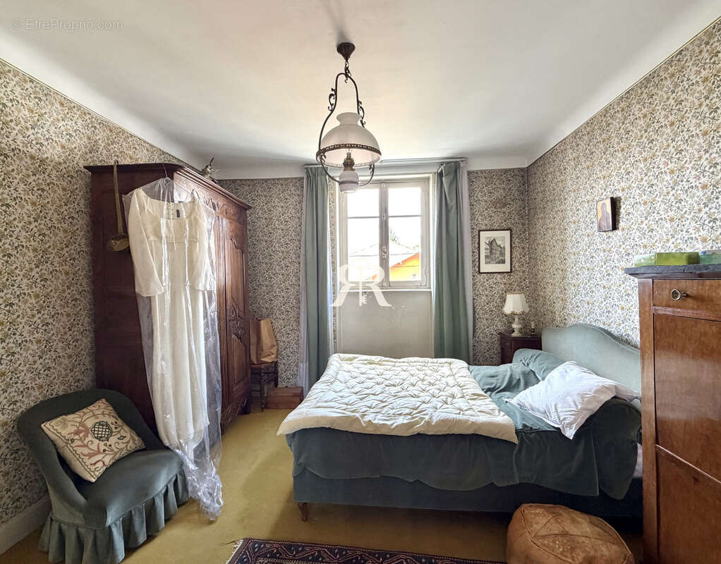 Maison à CLERMONT-FERRAND