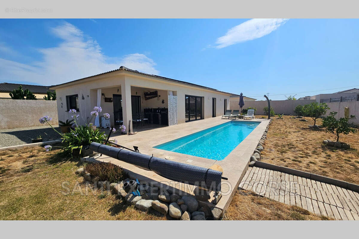 Maison 116 m² à Solaro  - photo 8