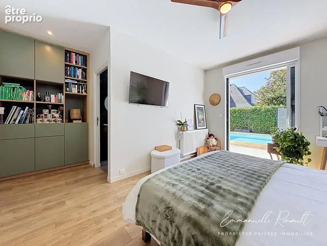Maison familiale rénovée avec piscine · 165 m² · 5 chambres · Vannes Bernus Conleau - photo 12