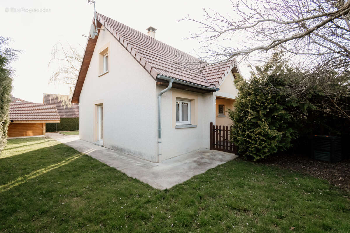 Maison à PONTARLIER