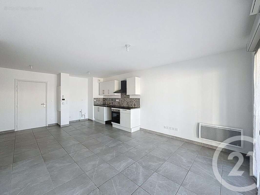 Appartement 60 m² à Trets  - photo 4