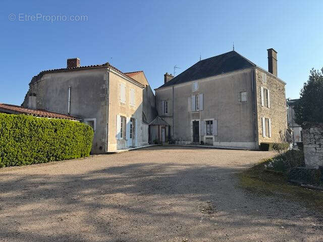 Maison à SAINTE-HERMINE