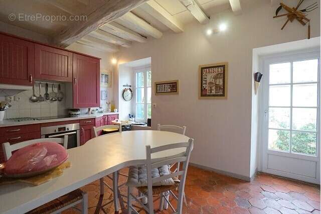 Maison à MEZIERES-SUR-SEINE