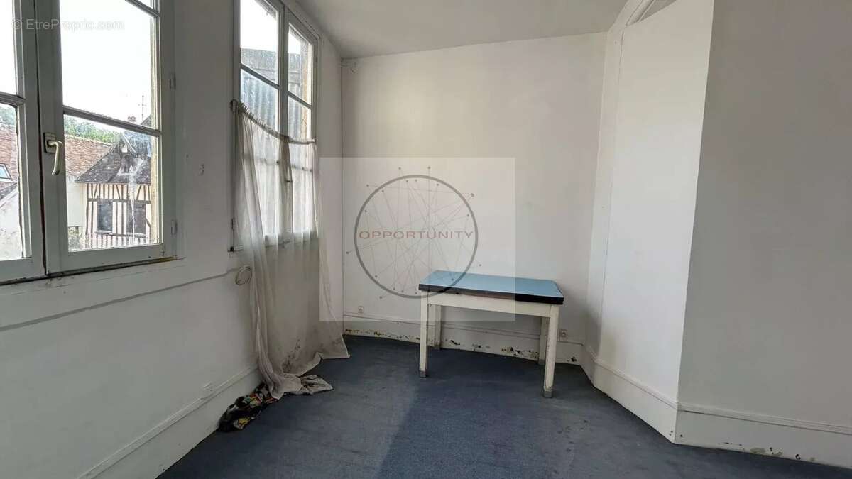 Appartement 400 m² à Bray-Sur-Seine  - photo 16