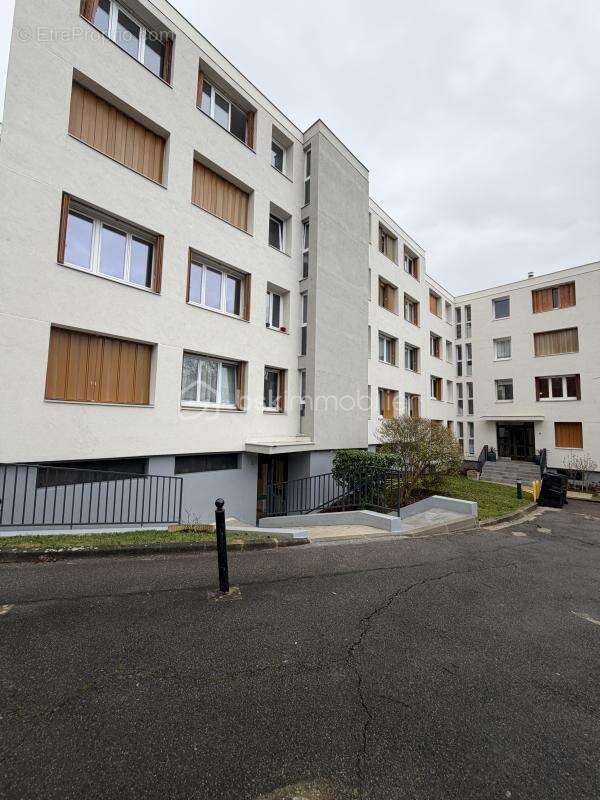Appartement  lumineux – 4 pièces - photo 18