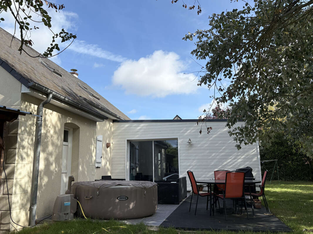 Maison à SEMBLANCAY