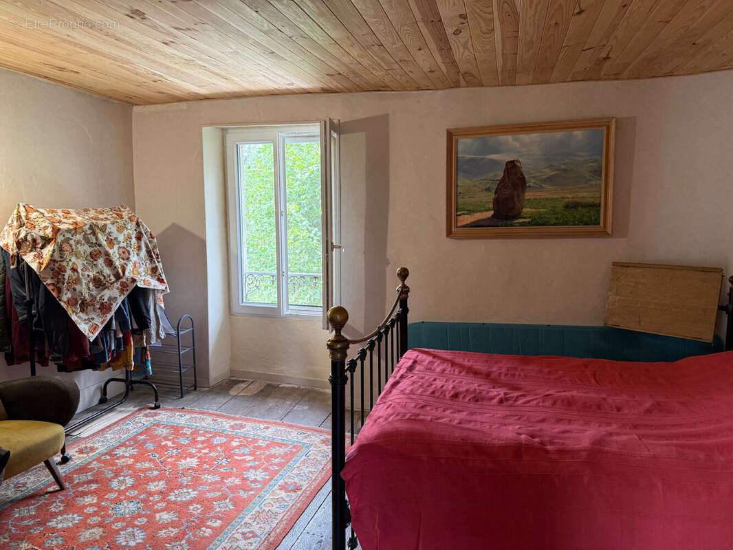 Maison 80 m² à Vicq-Exemplet  - photo 4