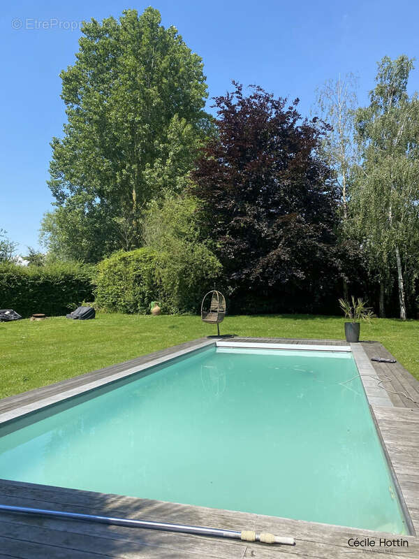 Maison 232 m² à Avelin  - photo 2