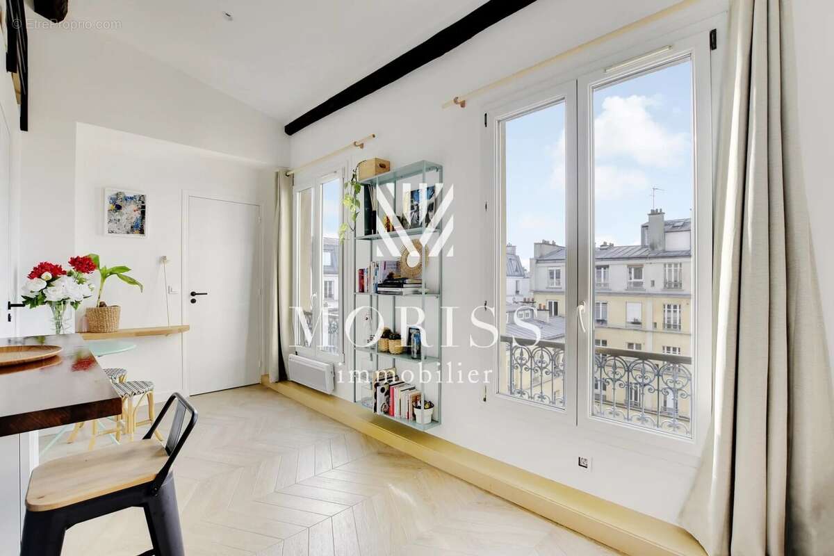 Appartement à PARIS-3E