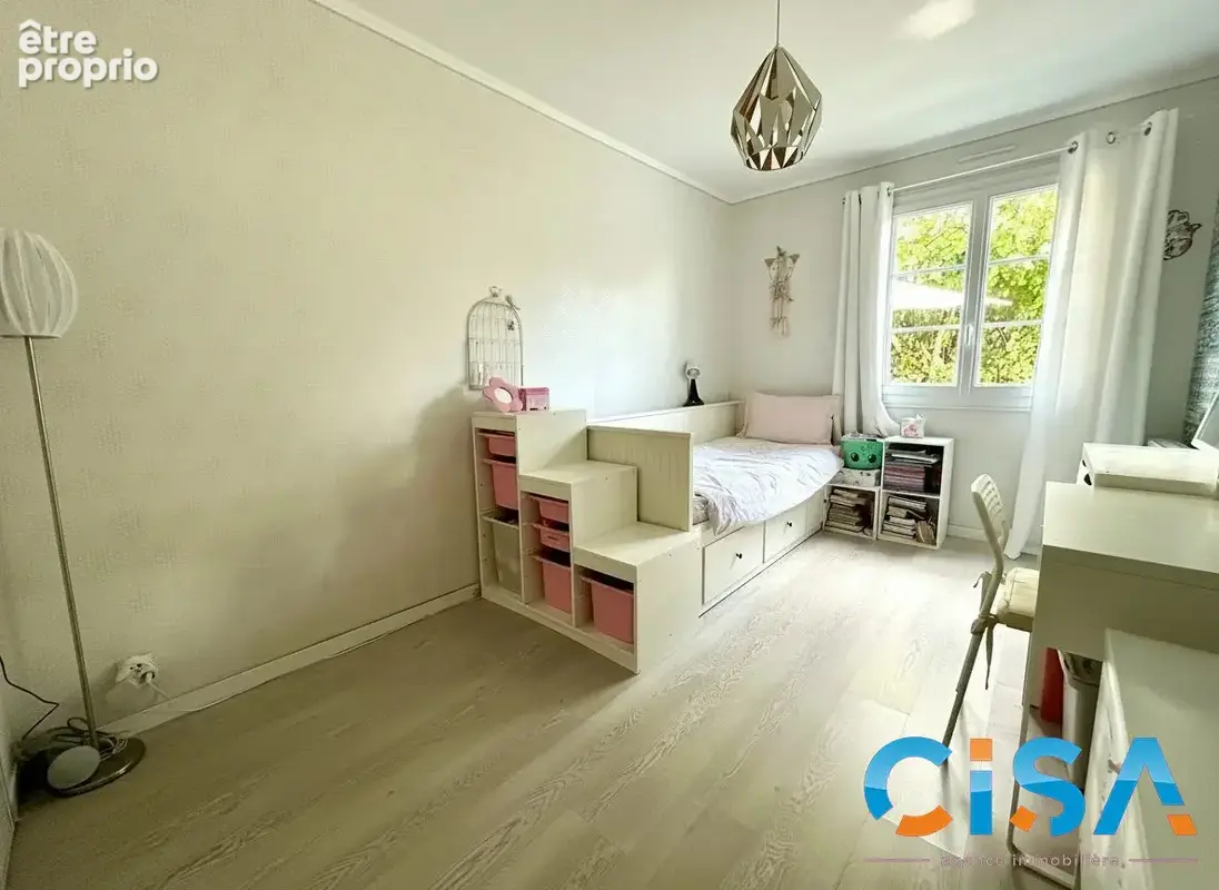 Maison 6 pièces 135 m² à vendre à Chambly (60230) - photo 7