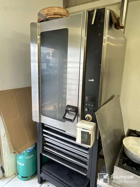 Commerce à MOUANS-SARTOUX