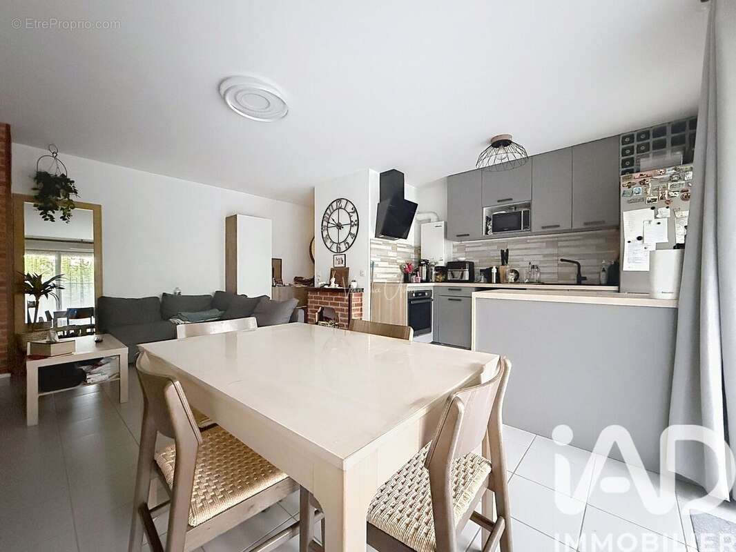 Photo 3 - Appartement à CORBEIL-ESSONNES