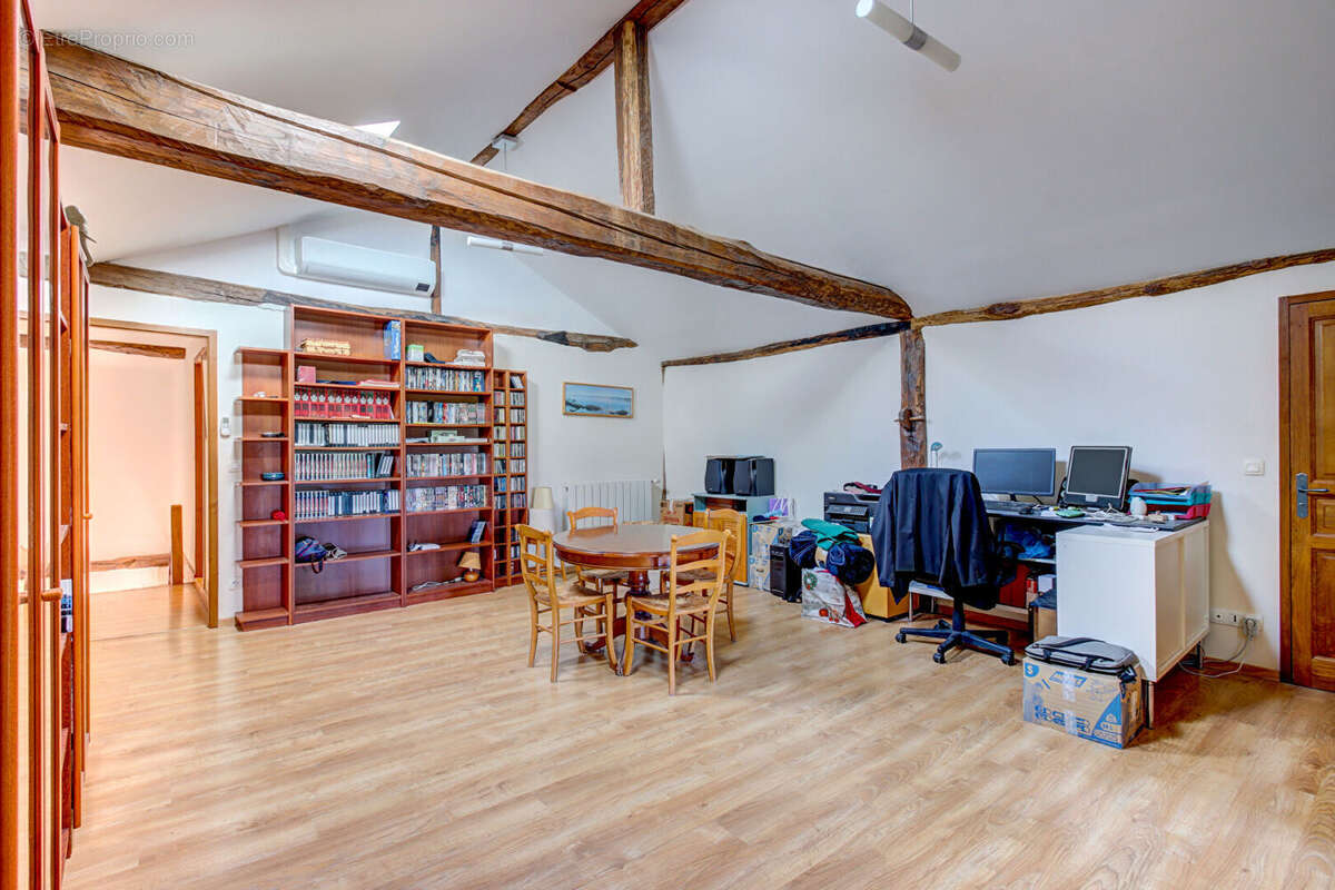 Maison à ARRAUTE-CHARRITTE