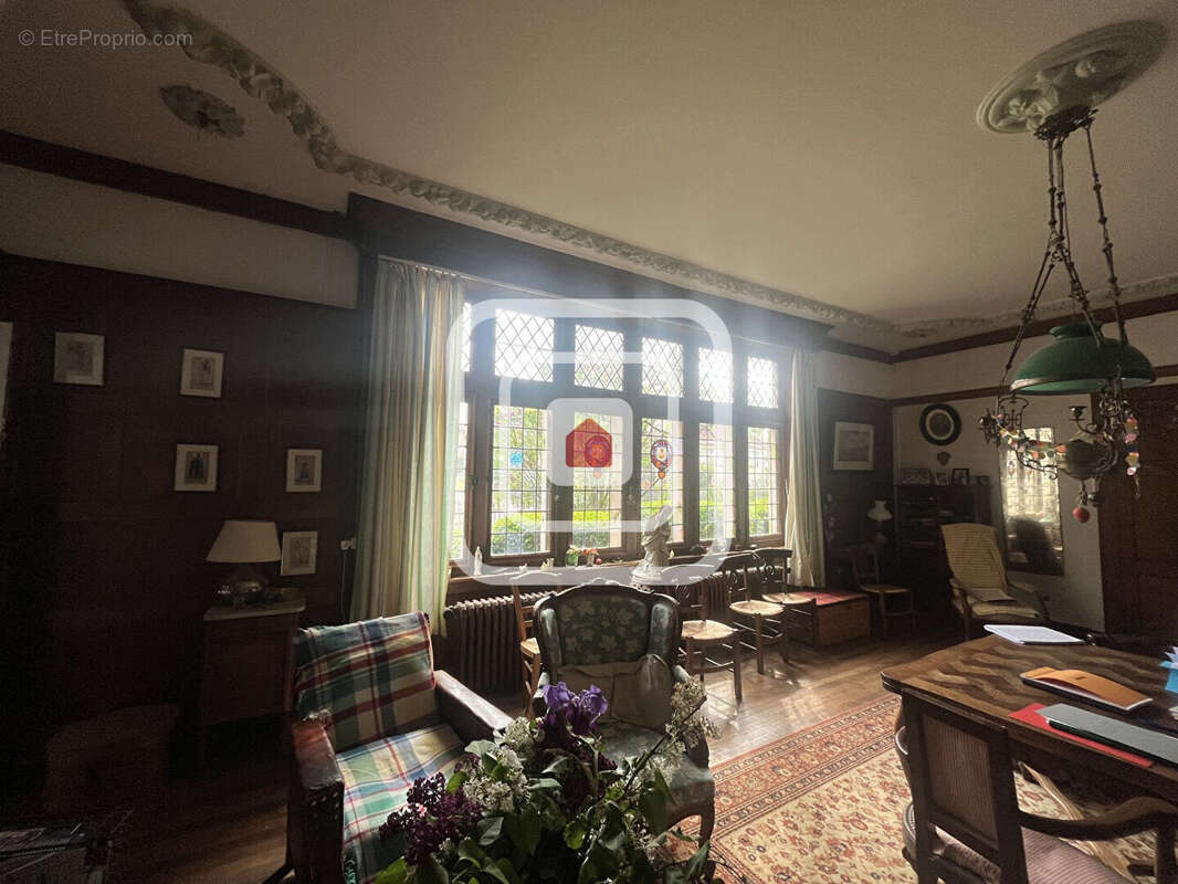 Maison à HAUSSIGNEMONT