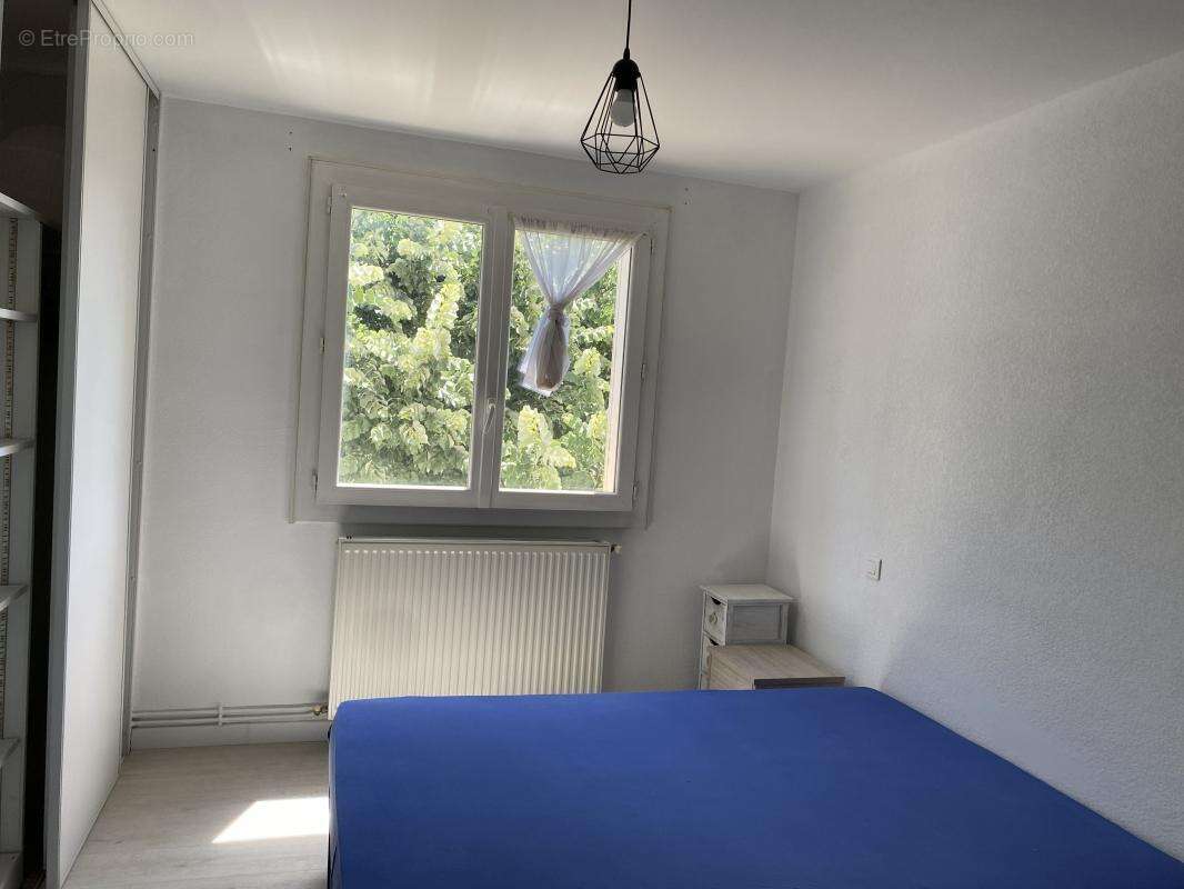 Appartement rénové vendu libre secteur Ernest Hemingway à NIMES - photo 3