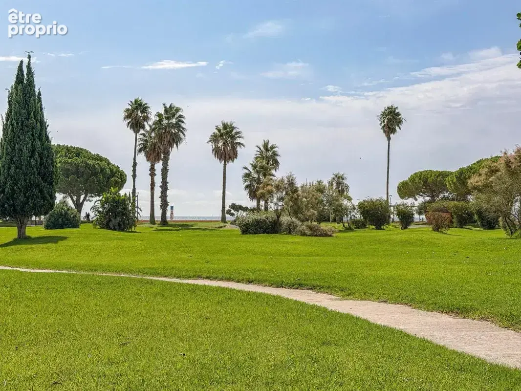 La londe-les-maures – appartement duplex rénové à quelques pas de la plage - photo 9