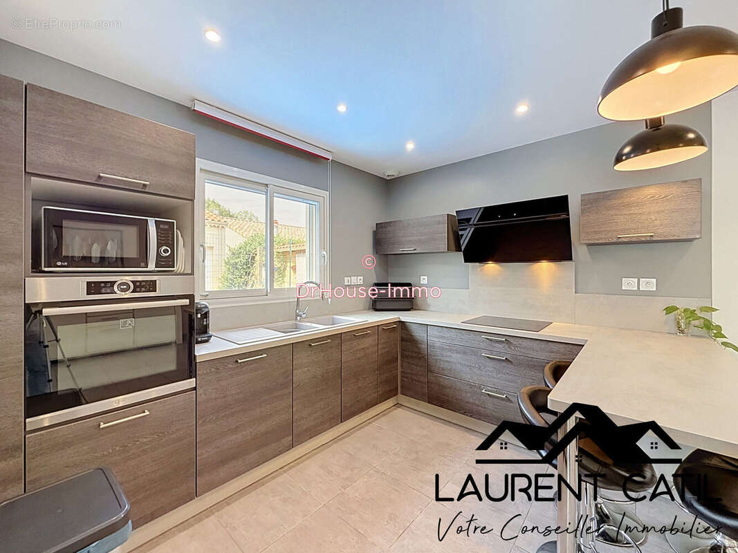 Maison 94 m² à Chatuzange-Le-Goubet  - photo 2