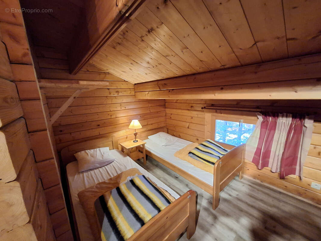 Maison à LES AVANCHERS-VALMOREL