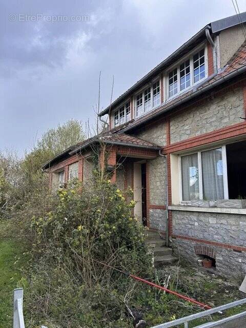 Maison à FORMERIE