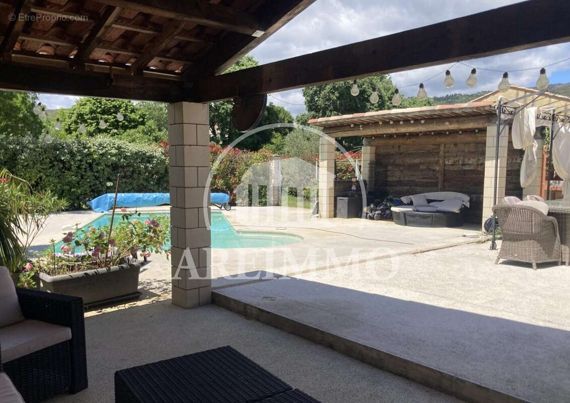 Maison 93 m² à Moules-Et-Baucels  - photo 3
