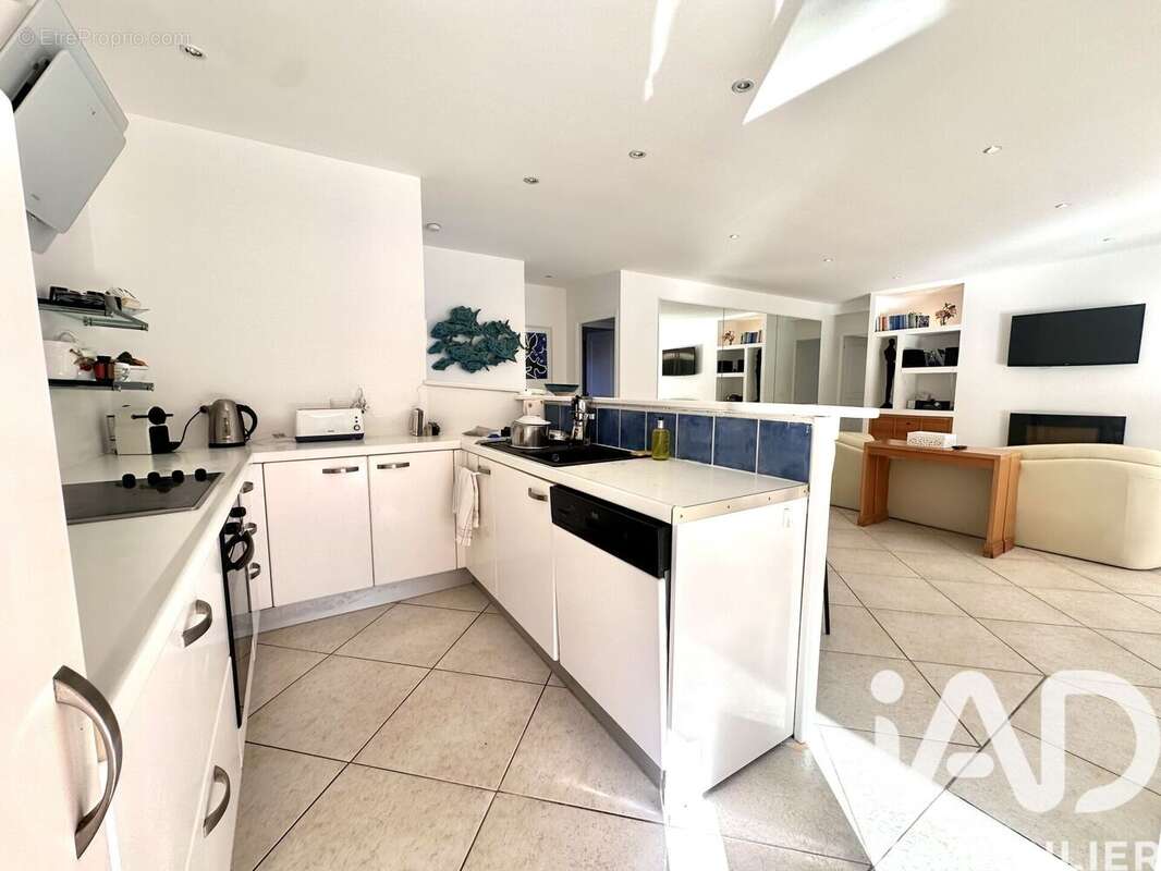 Maison 128 m² à Sainte-Maxime  - photo 5