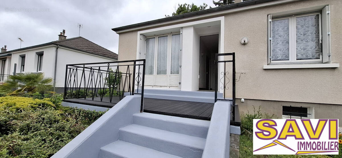 Maison 70 m² à Chalette-Sur-Loing  - photo 1