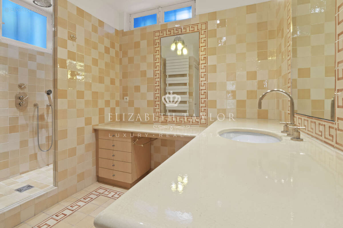 Maison à SAINT-GERMAIN-EN-LAYE