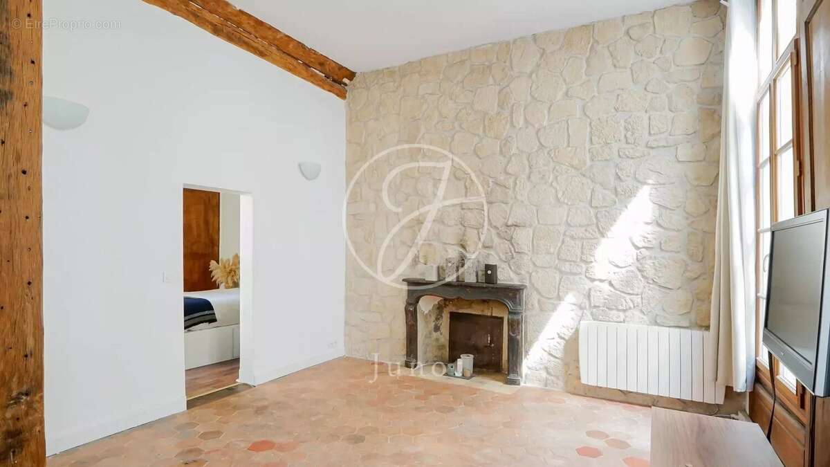 Appartement à PARIS-4E