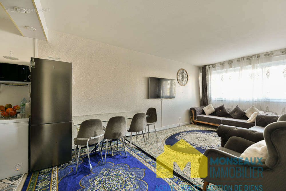 Appartement à SAINT-MICHEL-SUR-ORGE