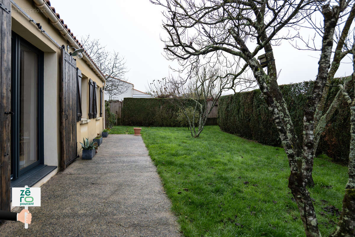 Maison à LES HERBIERS