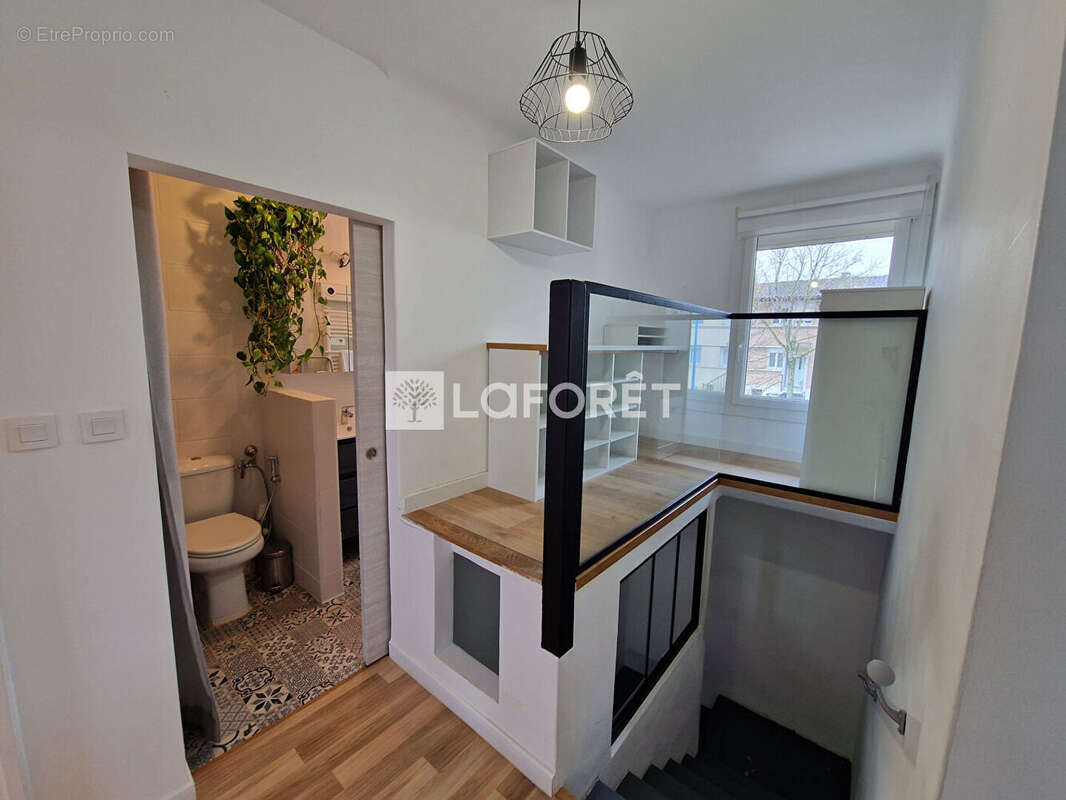 Maison à ONET-LE-CHATEAU