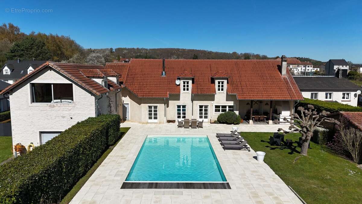 Maison à PORCELETTE