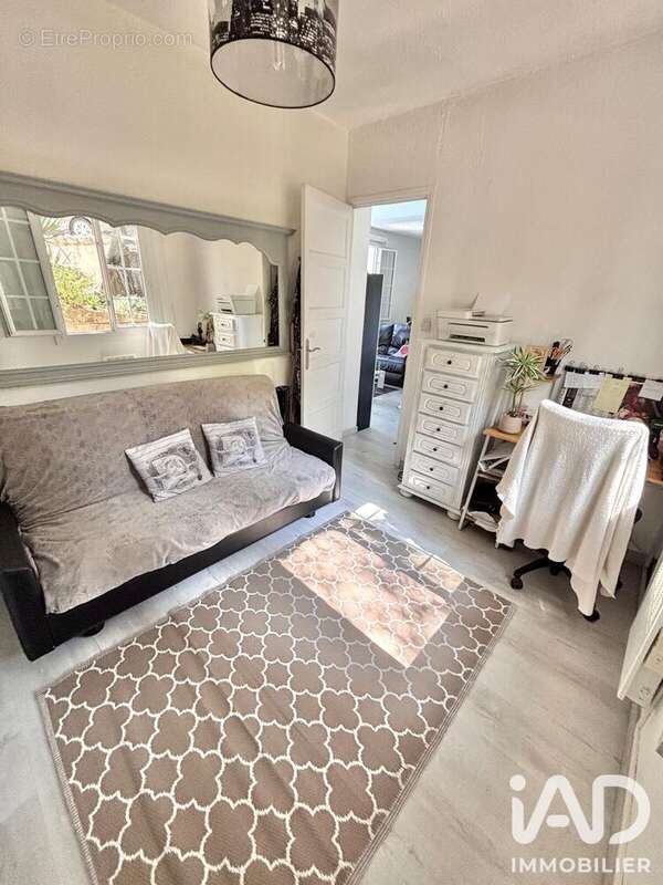 Maison 50 m² à Saint-Laurent-Du-Var  - photo 9