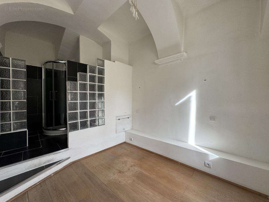 Appartement à TENDE