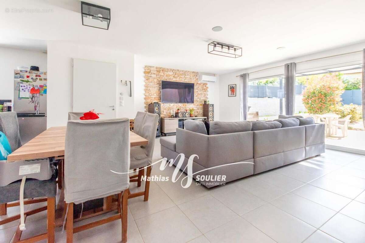 Photo 5 - Maison à ROUGIERS