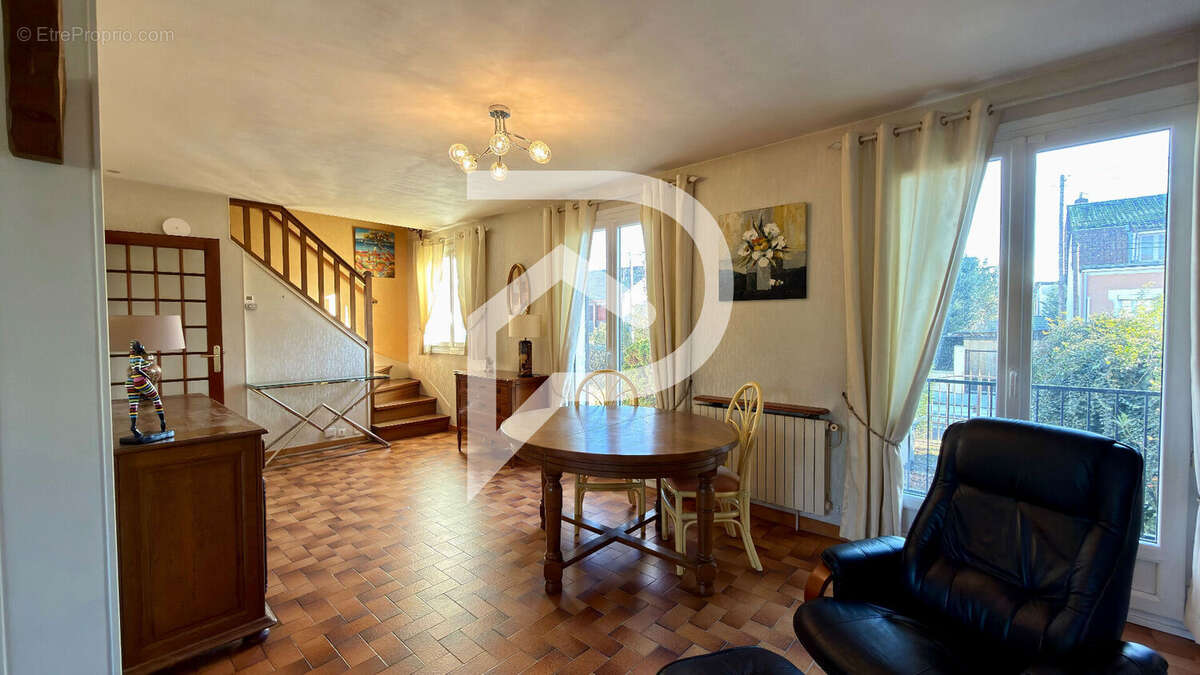 Maison à VILLEPINTE