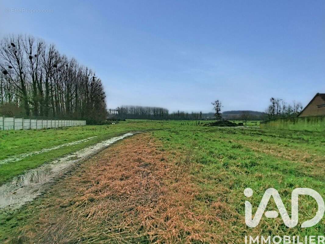 Terrain 1252 m² à Marenla  - photo 3
