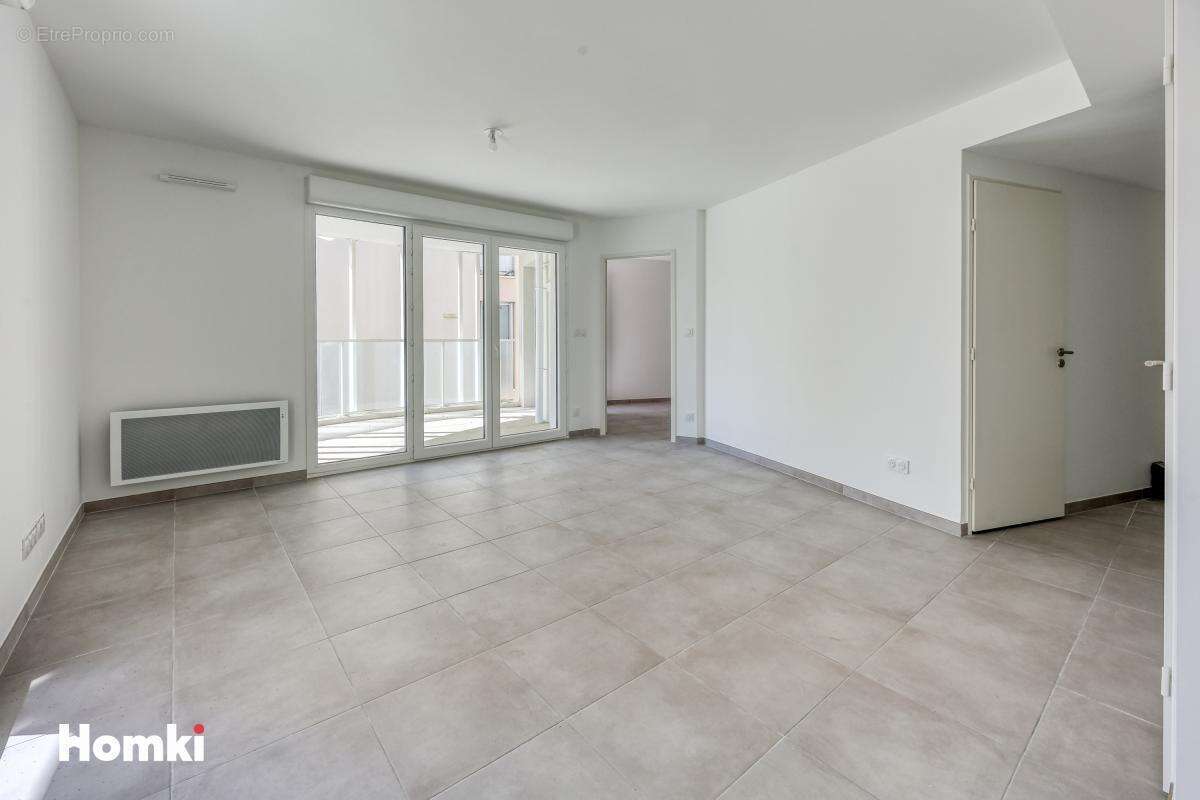 Appartement T2 de 44 m2 - terrasse - parking - ascenseur à Toulon 83000 - photo 6