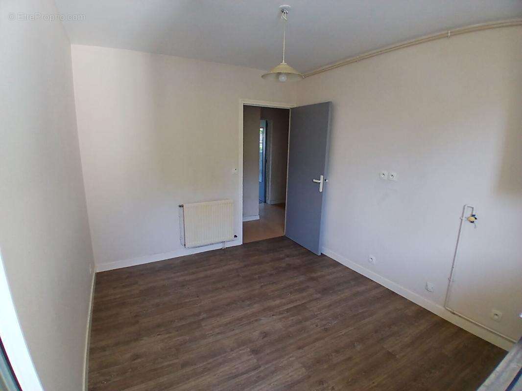 Duplex vue sur la Mayenne de 77.4 m2 - photo 7